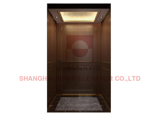 Decorazione della cabina dell'ascensore di una villa con luce a led e pavimento in PVC