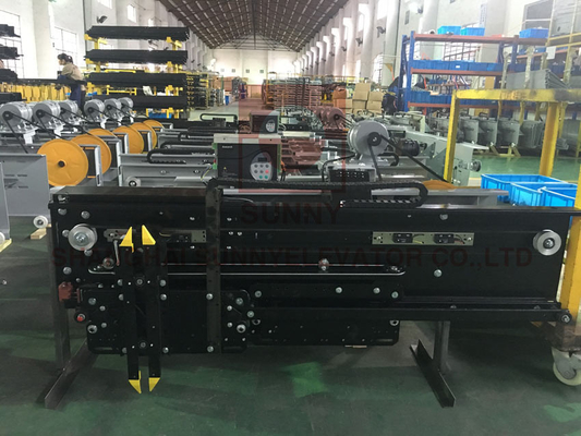AC220V±20% Voltahe Centro di apertura PM Operatore porta per ascensore