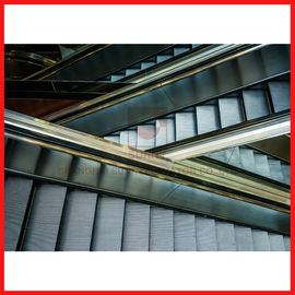 Ascensore ad alta velocità esterno / interno Tipo di scala mobile pesante per passeggeri di grandi dimensioni 0,5 m / s