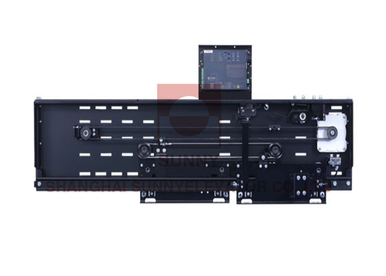 Operatore per porta sincrono a magneti permanenti con apertura laterale a 2 ante per componenti ascensore